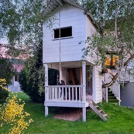 Minou Holiday home *